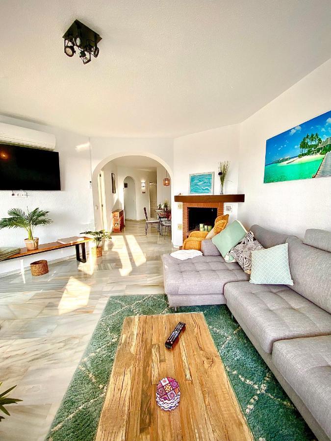 Casa De Las Palmas Sitio de Calahonda エクステリア 写真
